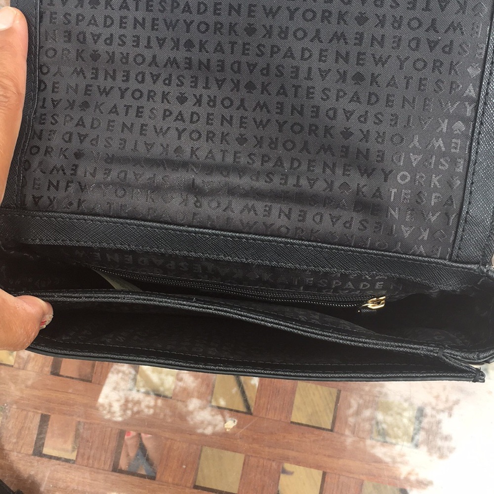LIKE NEW KATE SPADE CROSSBODY - Picture 8 of 15